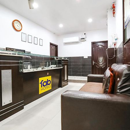 Fabhotel The Lazeez نيودلهي المظهر الخارجي الصورة