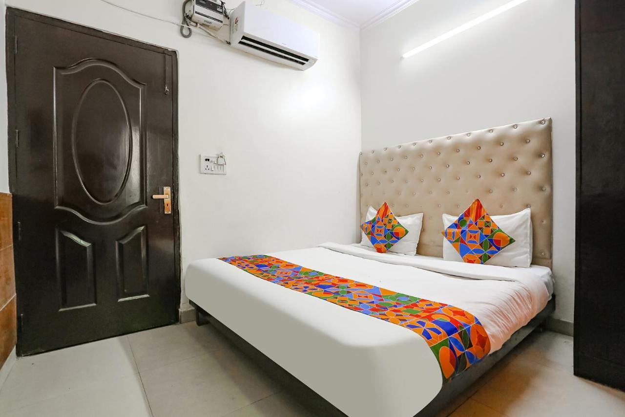 Fabhotel The Lazeez نيودلهي المظهر الخارجي الصورة