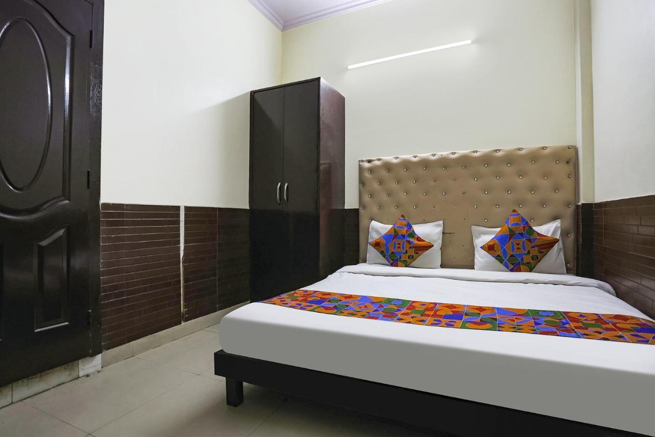 Fabhotel The Lazeez نيودلهي المظهر الخارجي الصورة